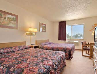 Hotel Super 8 By Wyndham Fountain Exterior foto